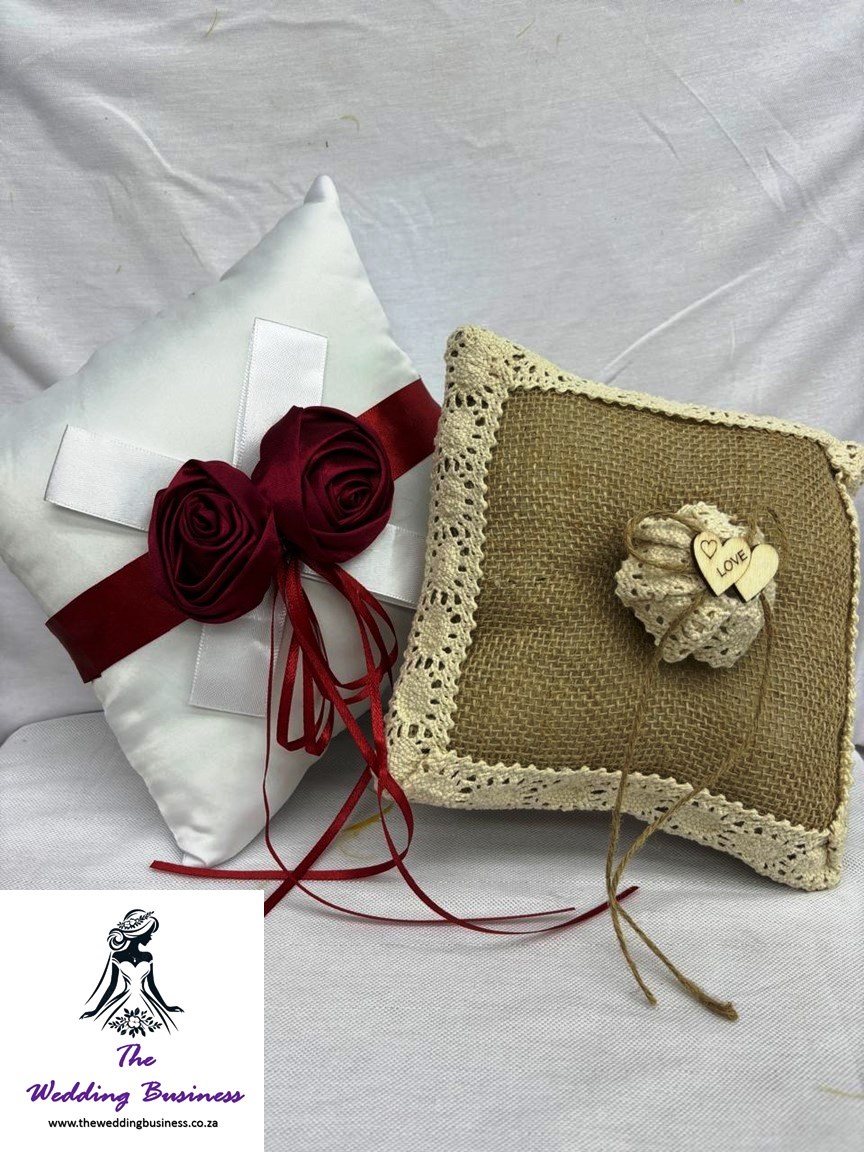 Wedding Ring Cushion – White & Brown